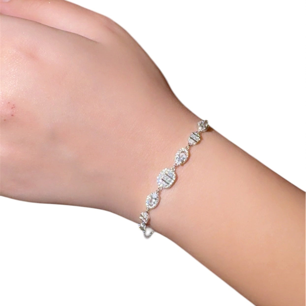 Elegant Zircon Silver Bracelet