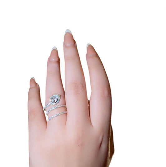 Elegant Zircon Silver Ring