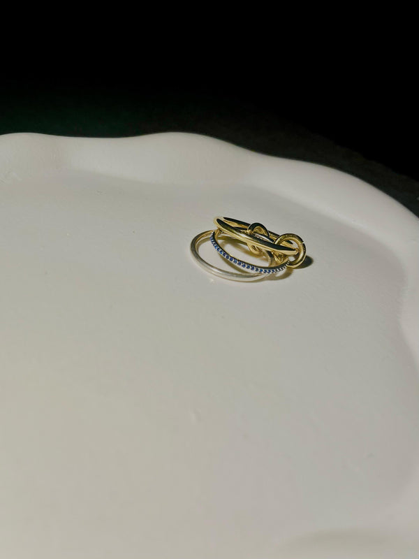 sapphire aurora ring