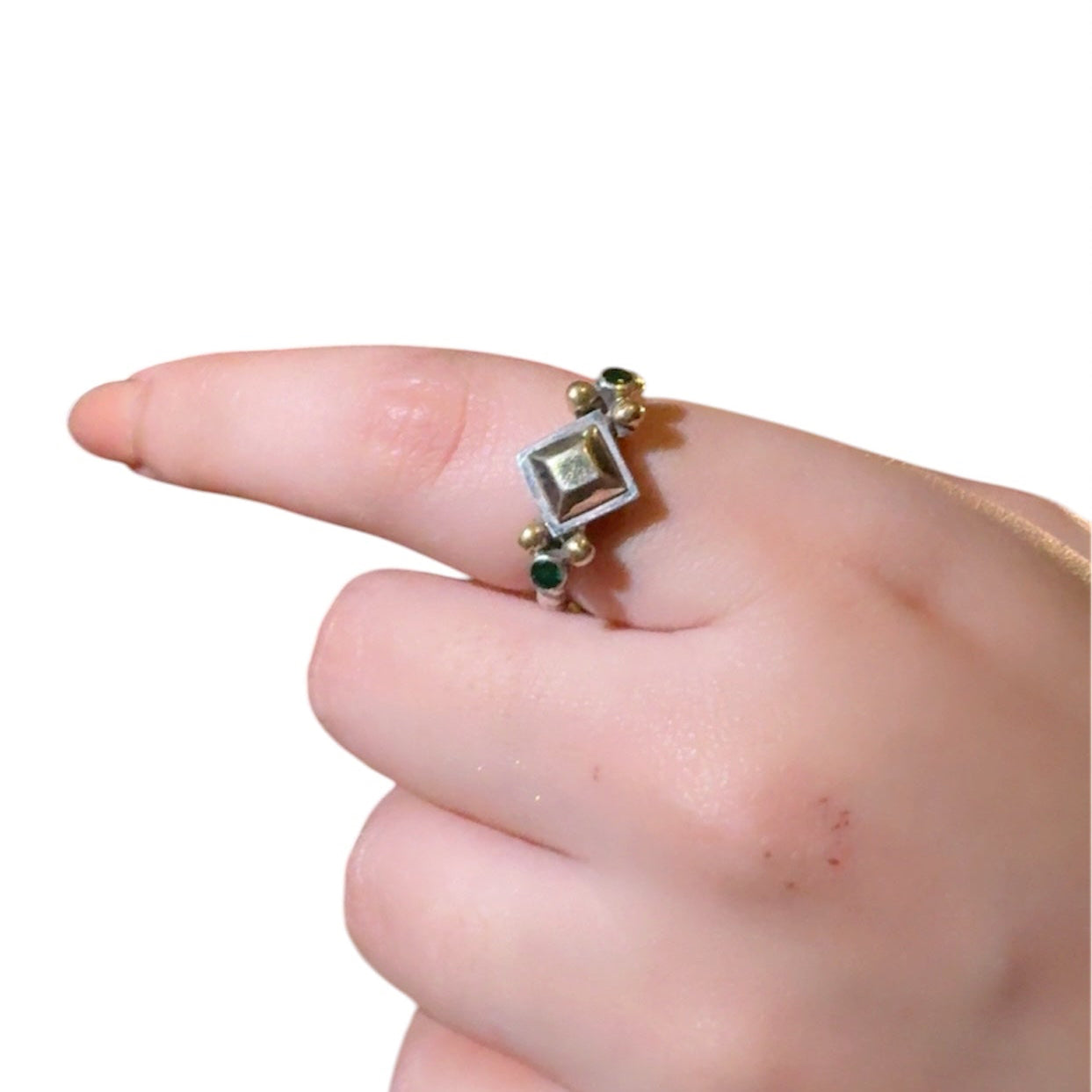 Emerald Stone Silver Ring