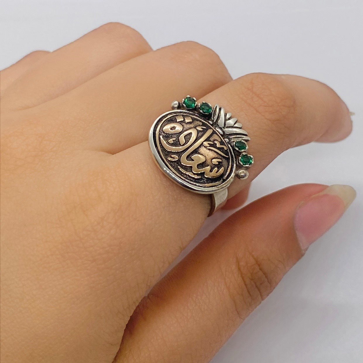 ARABIC EMERALD RING (سعادة)