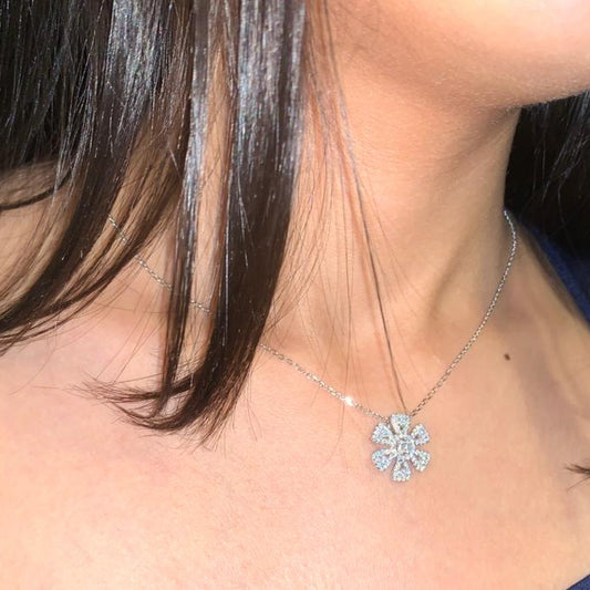 Flower Zircon Necklace