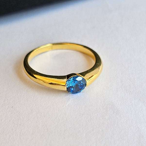 Sapphire stone ring