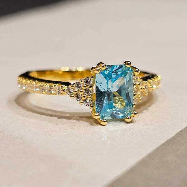 Aquamarine ring