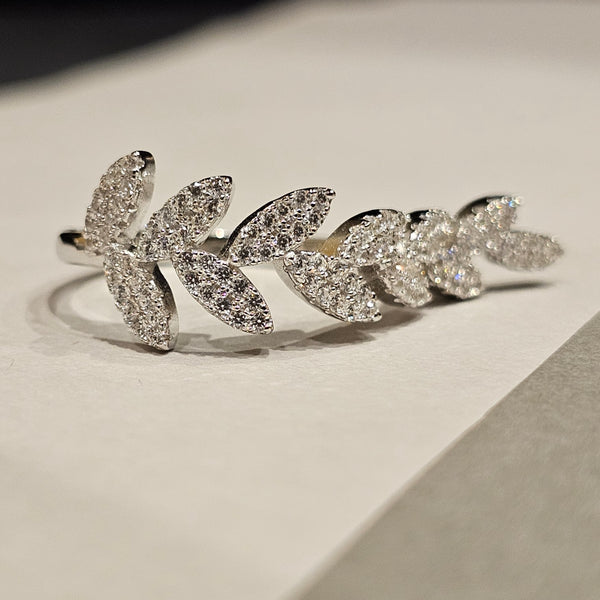 Leaves ring